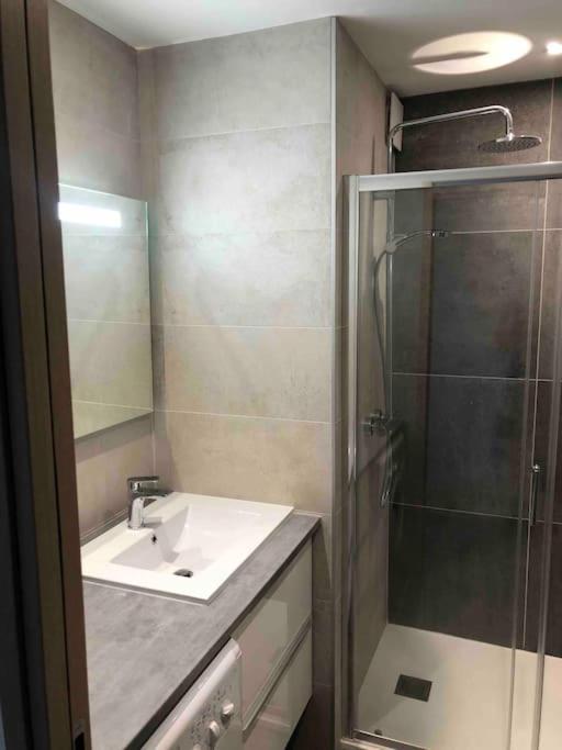 3 Pieces, 6 Personnes Appartement Chamrousse Buitenkant foto
